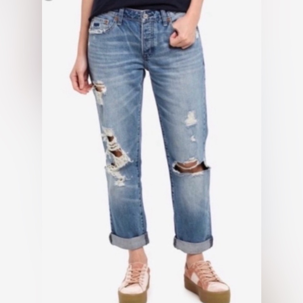Abercrombie & Fitch Ames Low Rise Slim Boyfriend Jeans